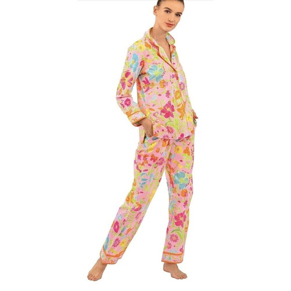 Gretchen Scott Designs Other - NEW $129 Gretchen Scott Medium 2 Piece Pajamas Pale Pink Birds And Bees Top/Pant